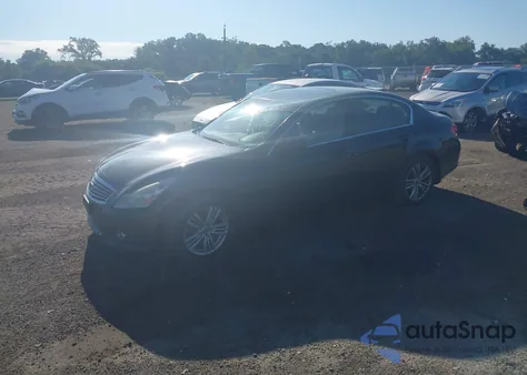 2013 Infiniti G37X z USA, uszkodzony, nr VIN JN1CV6AR5DM768332